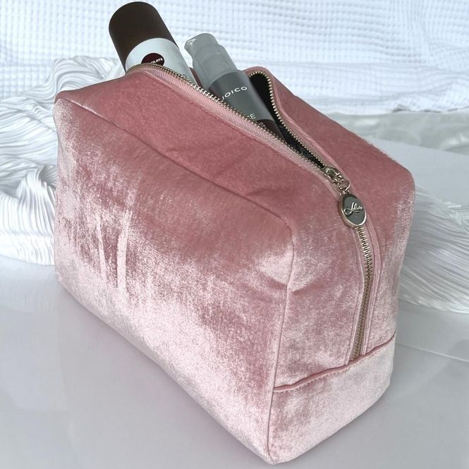 Hovedbilde Toalettmappe - rosa velour 