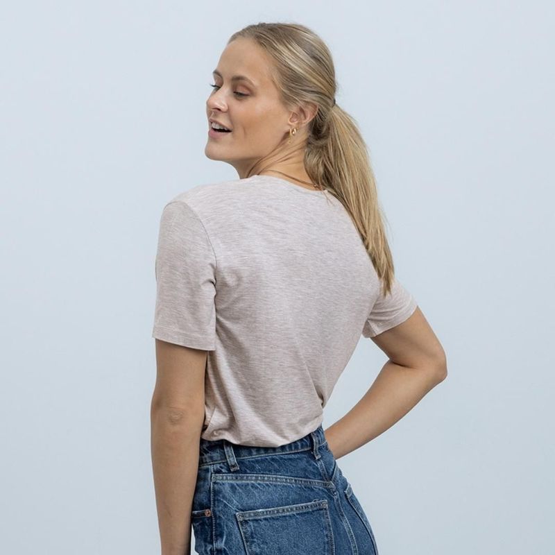 Lisa viscose t-skjorte kald beige